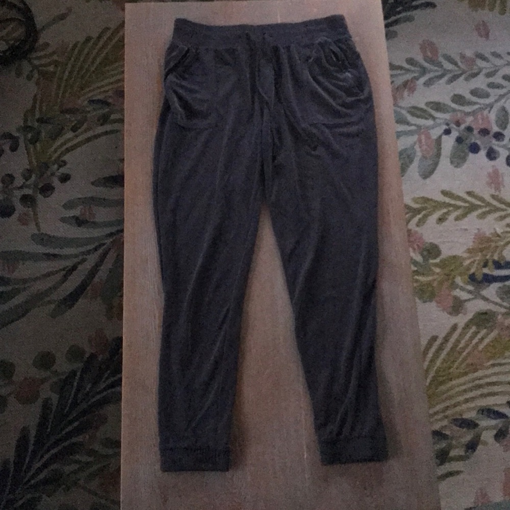 VS joggers